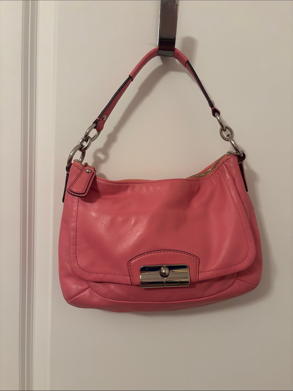Coach Women’s Pink Leather Bag -